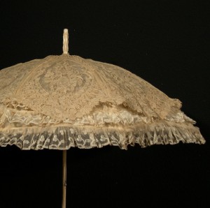 Ombrelle avec de la dentelle Pointe à la aiguille (France) 88 cm